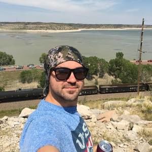 Meet your Posher, Nekola